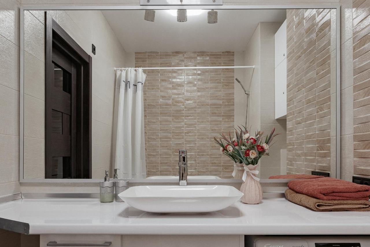 Apartments In Arcadia Vip Одесса Экстерьер фото