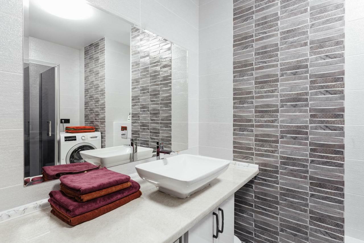 Apartments In Arcadia Vip Одесса Экстерьер фото